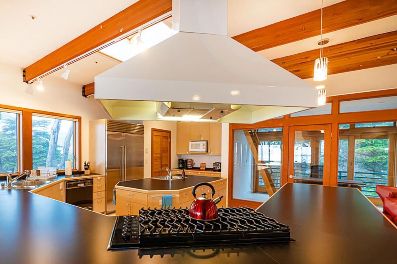 Luxury Beachfront Penthouse Walk To The Beach Restaurants Entertainment Half Moon Bay Exterior foto