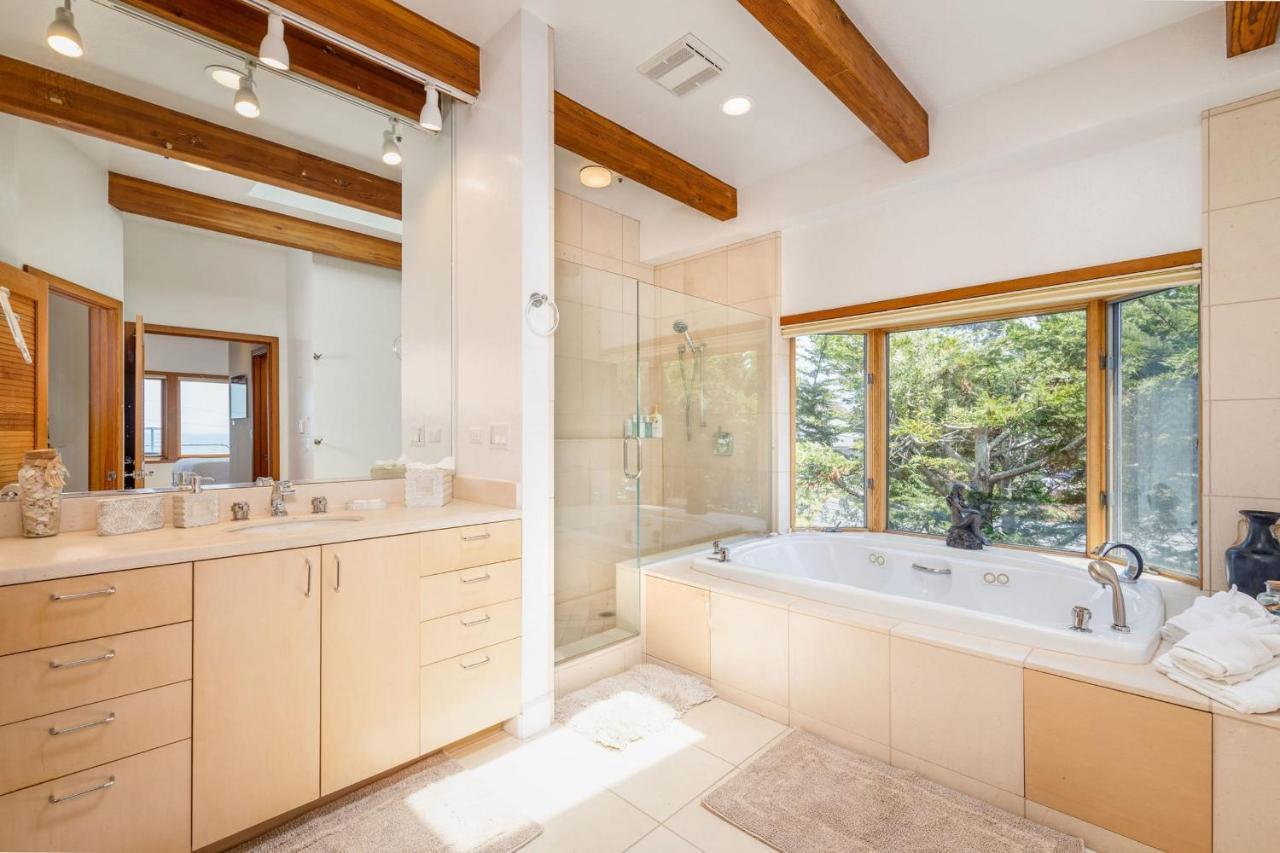 Luxury Beachfront Penthouse Walk To The Beach Restaurants Entertainment Half Moon Bay Exterior foto