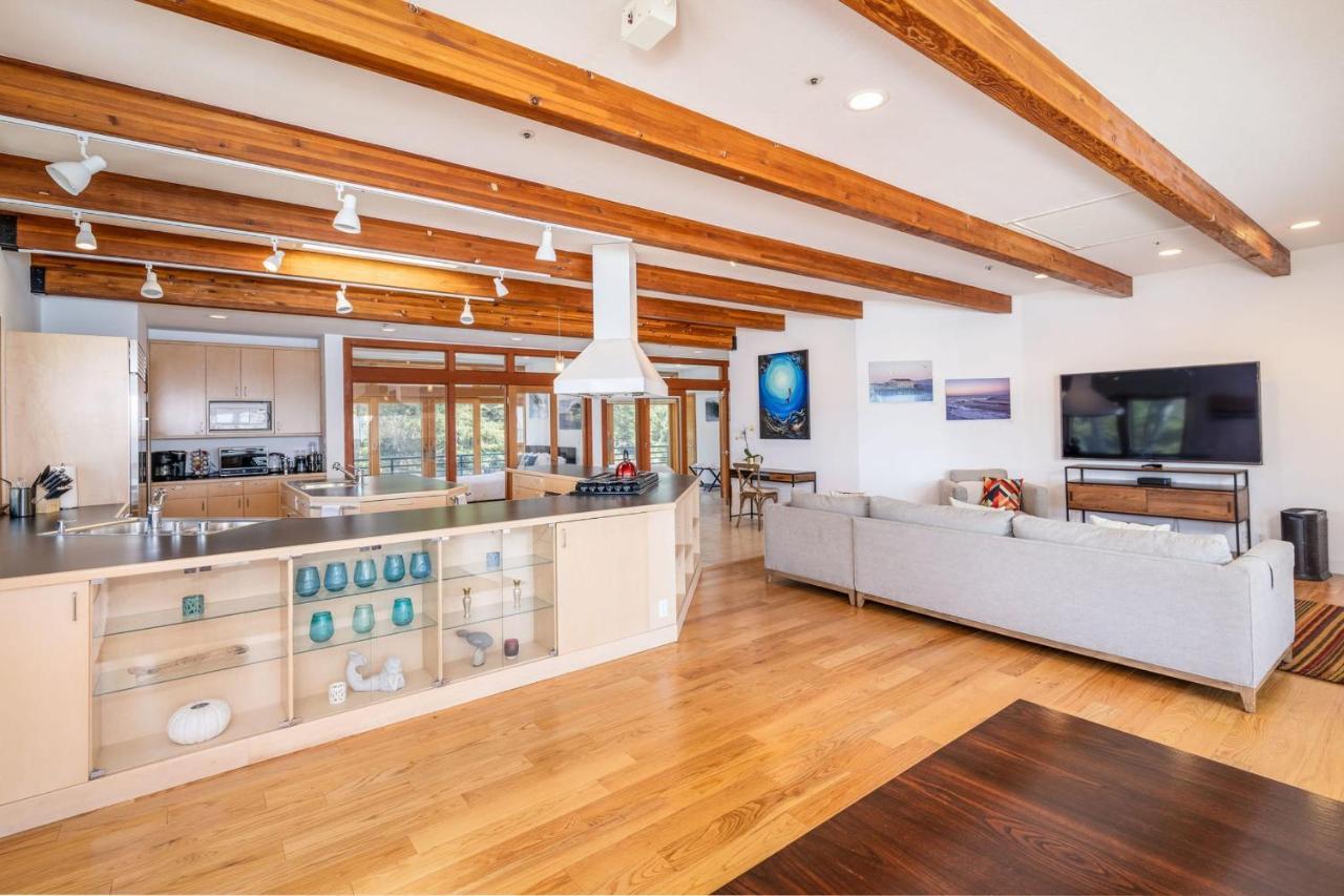 Luxury Beachfront Penthouse Walk To The Beach Restaurants Entertainment Half Moon Bay Exterior foto